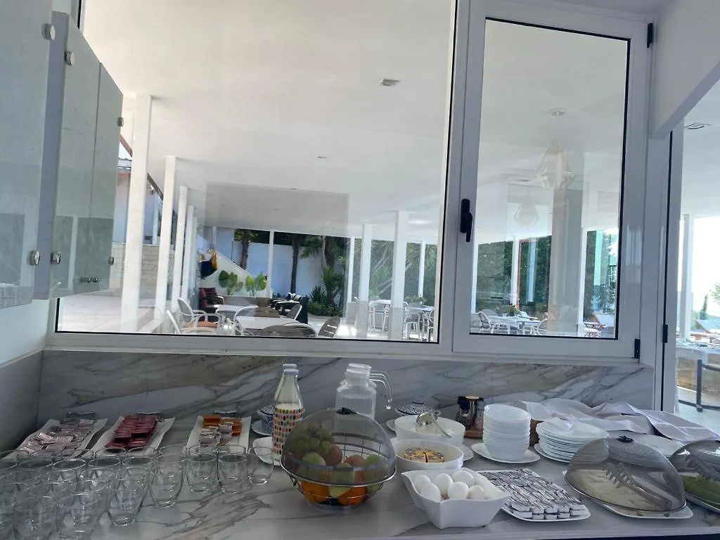 Hotel Relax Dhermi